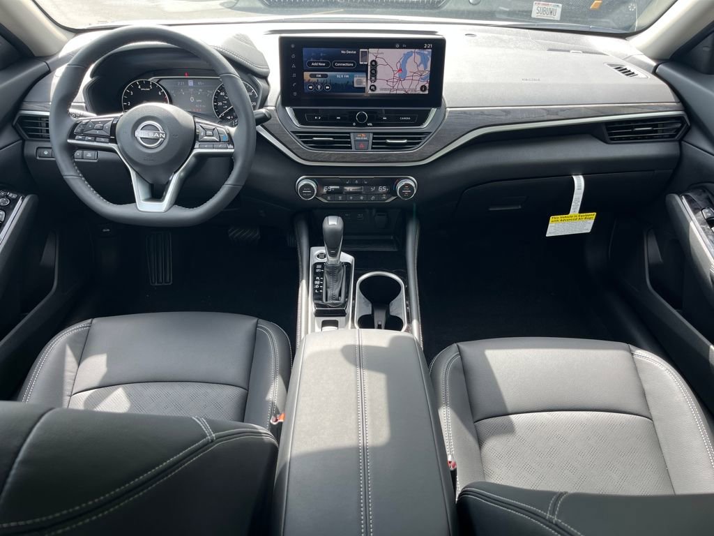 New 2025 Nissan Altima 2.5 SL FWD image 19