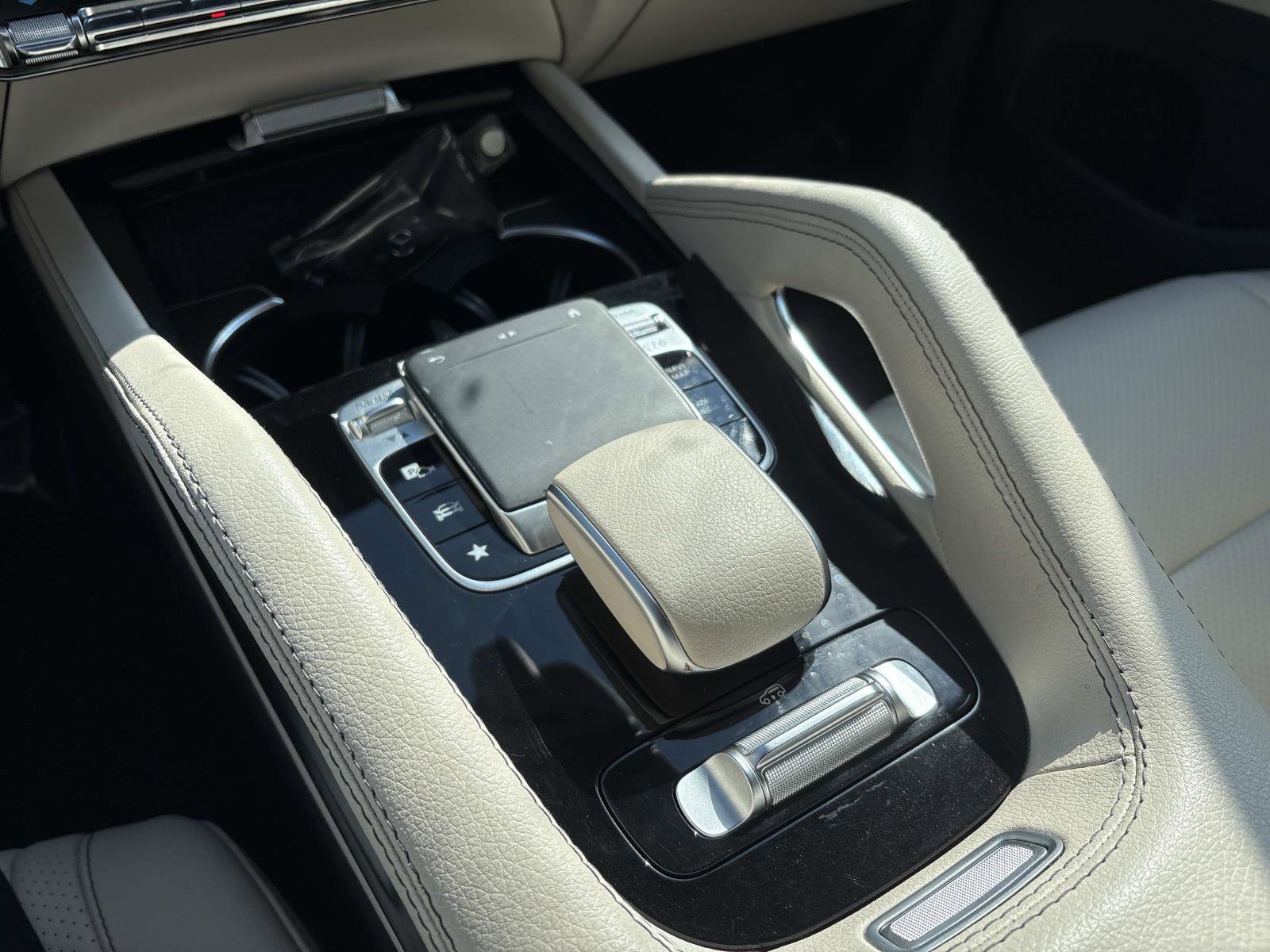 Used 2020 Mercedes-Benz GLS 450 4MATIC image 27