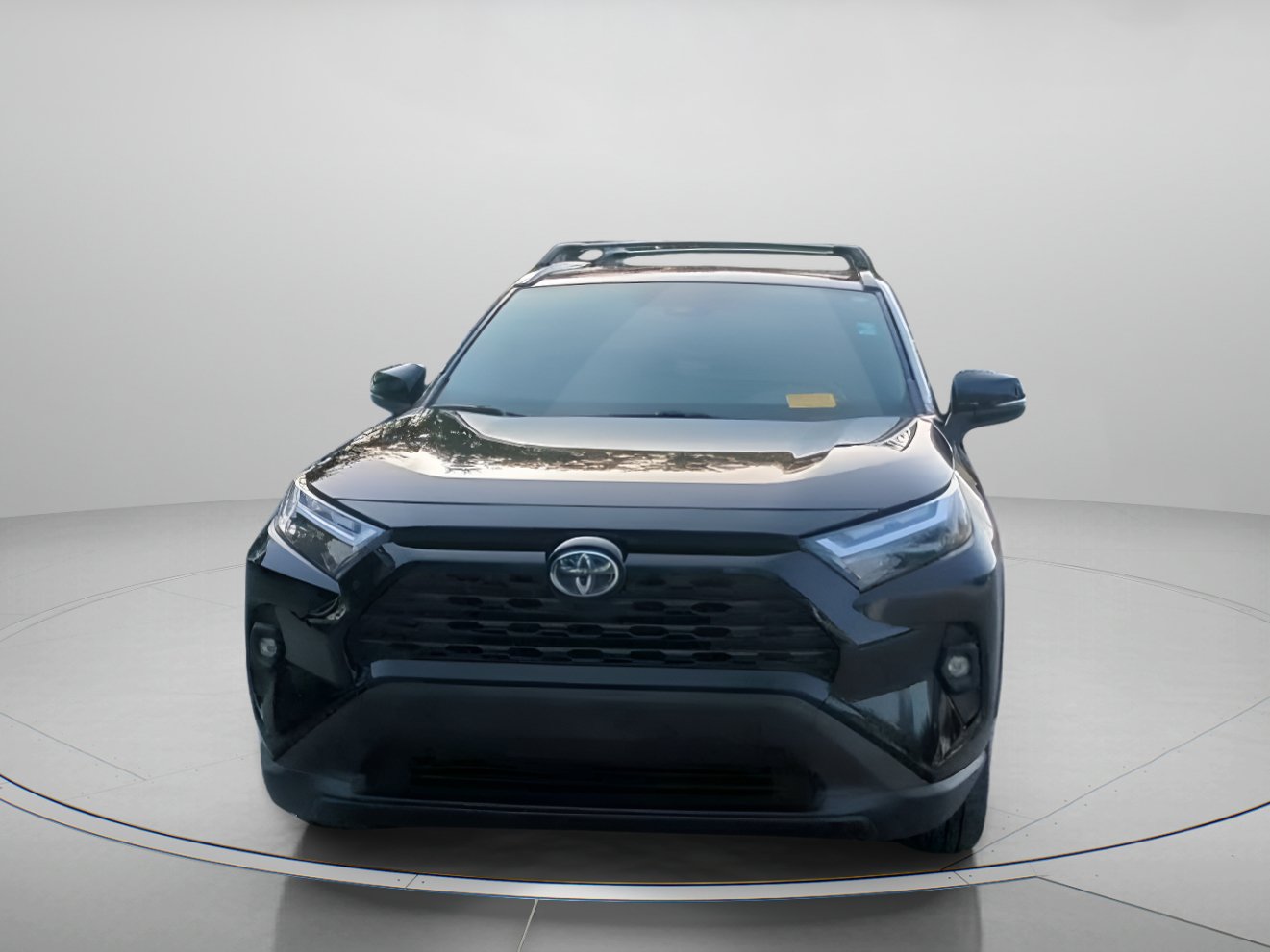 Used 2023 Toyota RAV4 XLE Premium AWD/4WD image 8