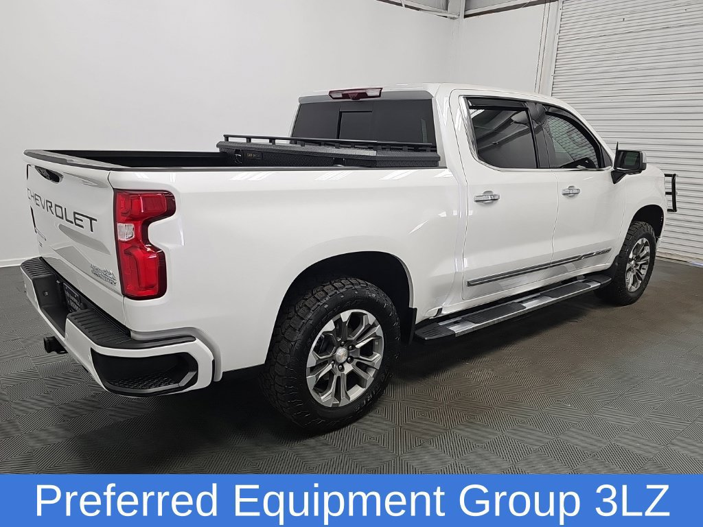 Used 2024 Chevrolet Silverado 1500 High Country w/ Technology Package AWD/4WD image 9