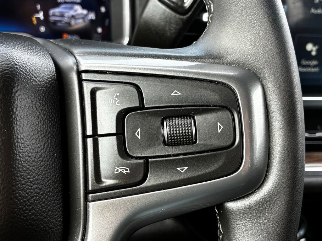 Used 2024 Chevrolet Silverado 1500 LT image 23
