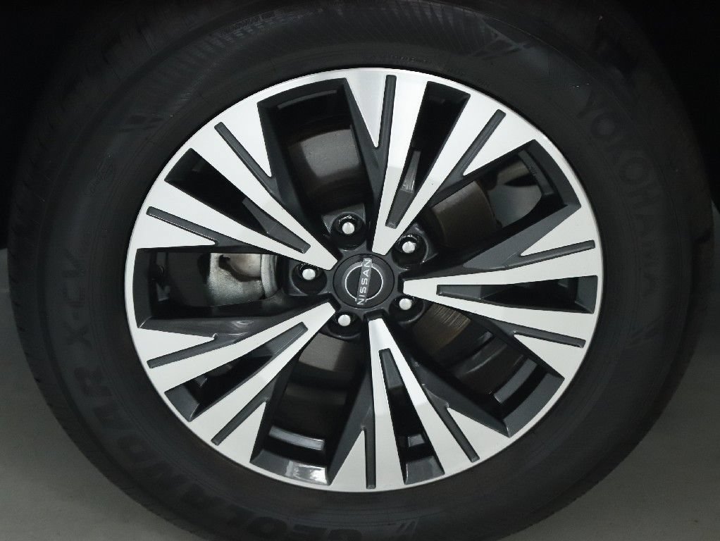 Certified 2023 Nissan Rogue SV AWD/4WD image 36