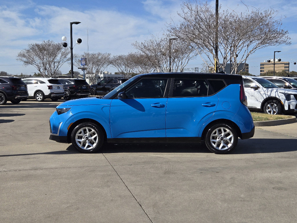 Used 2024 Kia Soul S image 12
