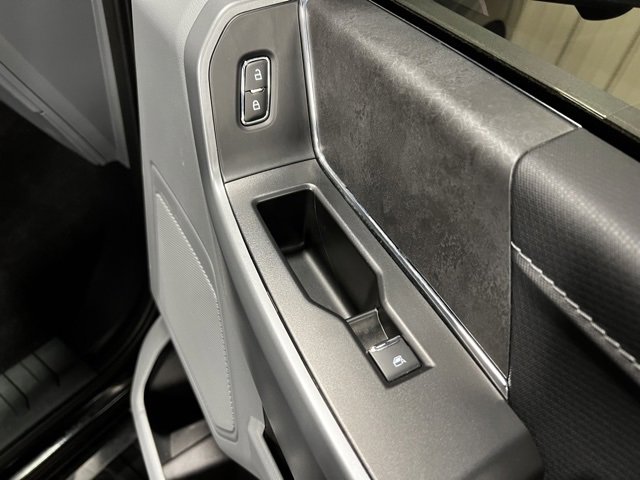 Used 2024 Ford F150 XLT image 25
