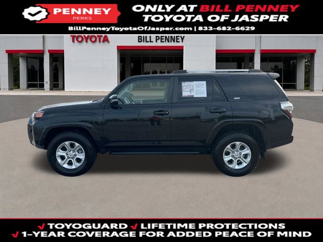 Used 2022 Toyota 4Runner SR5 Premium w/ Moonroof Package AWD/4WD image 2