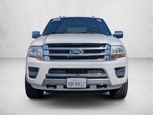 Used 2016 Ford Expedition Platinum image 2