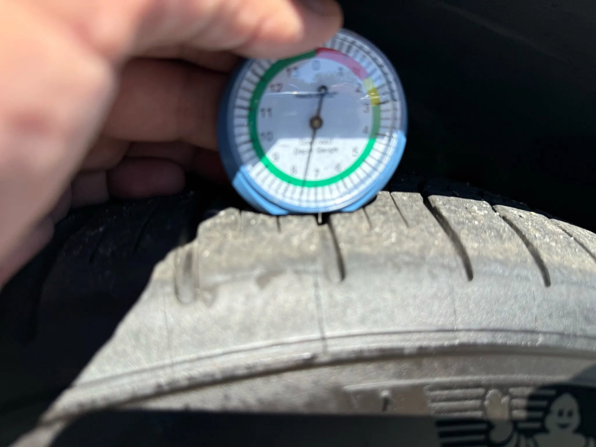 Used 2001 Chevrolet Corvette Coupe w/ Preferred Equipment Group2 image 35