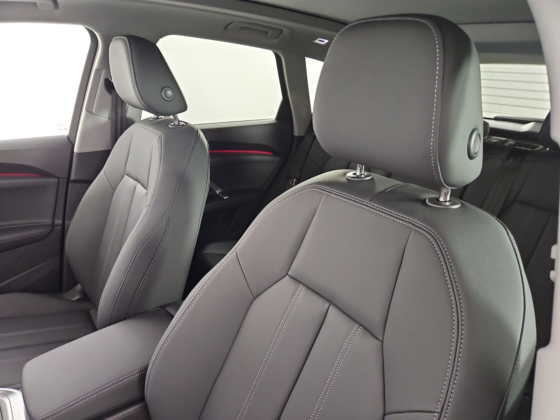 New 2026 Audi Q5 Premium image 18