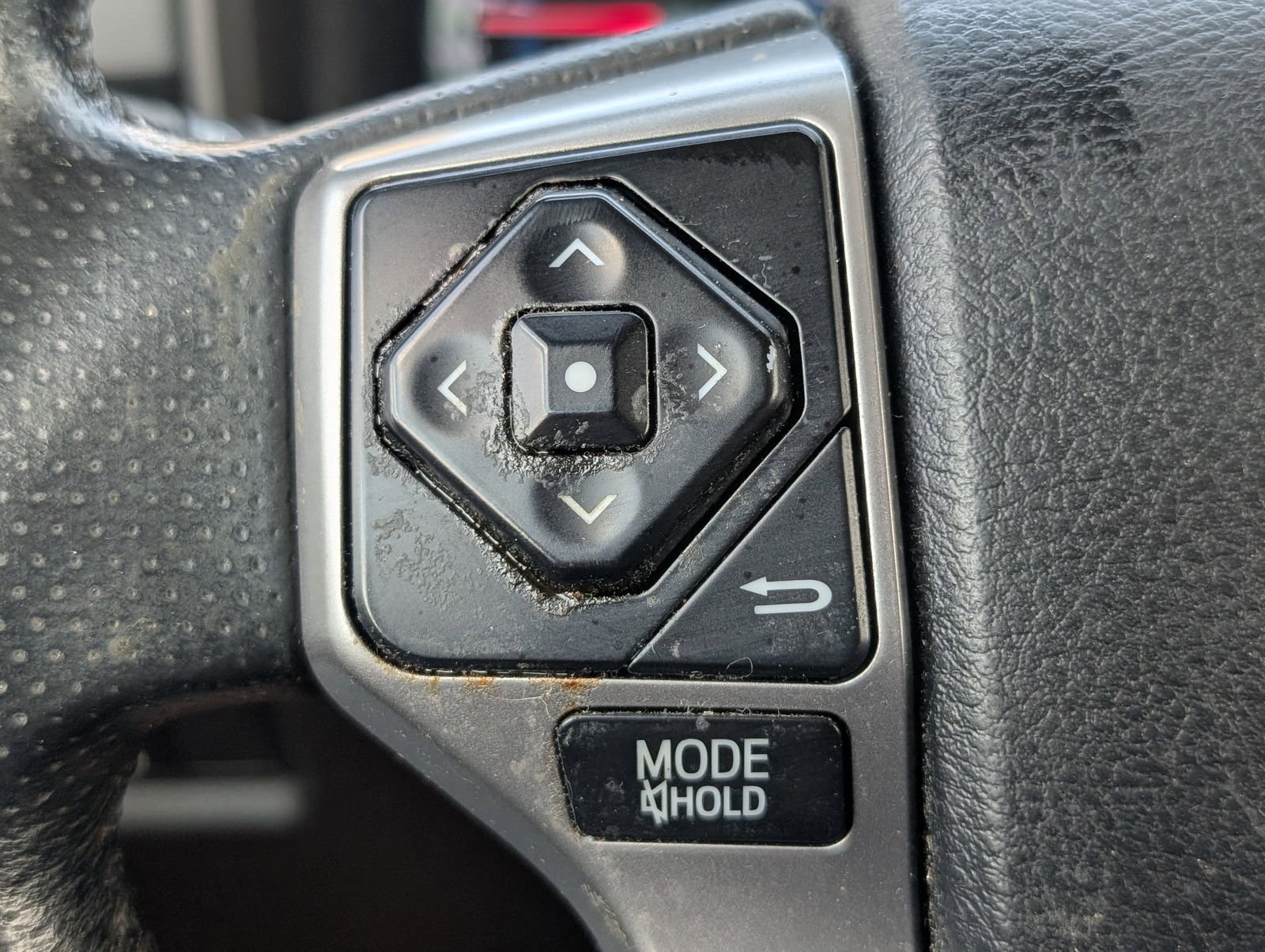 Used 2014 Toyota 4Runner SR5 image 23