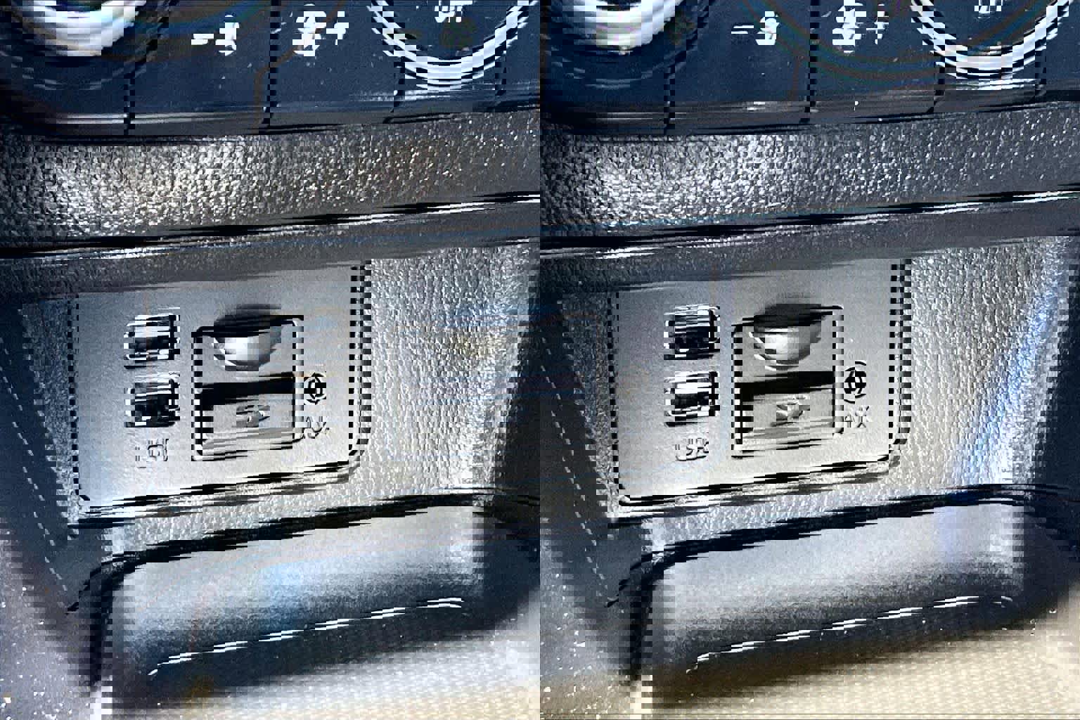 Used 2018 MAZDA MAZDA3 Grand Touring w/ Premium Equipment Package image 36