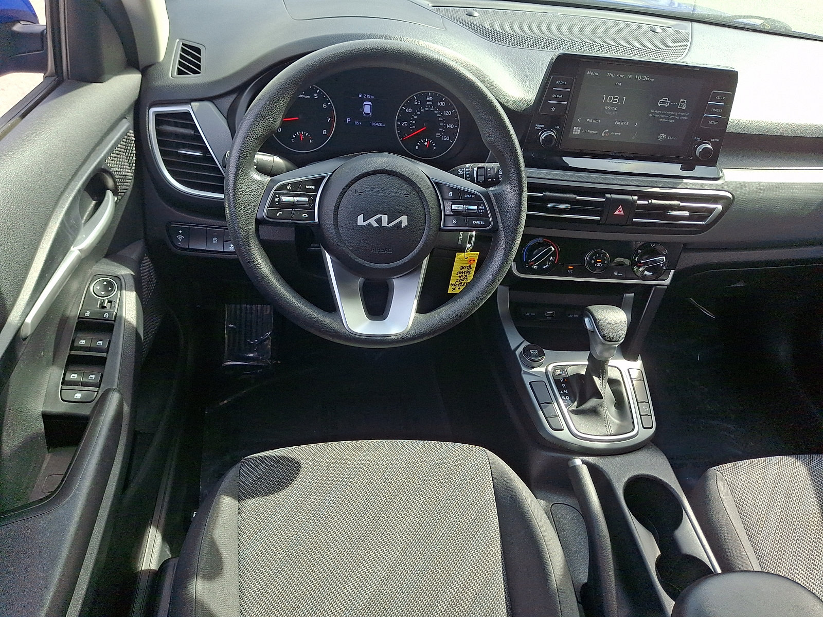 Used 2023 Kia Seltos LX AWD/4WD image 11