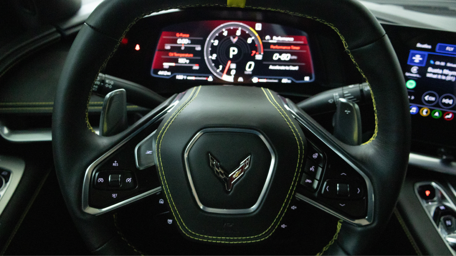 Used 2022 Chevrolet Corvette Stingray Premium Cpe w/ Z51 Performance Package RWD image 16
