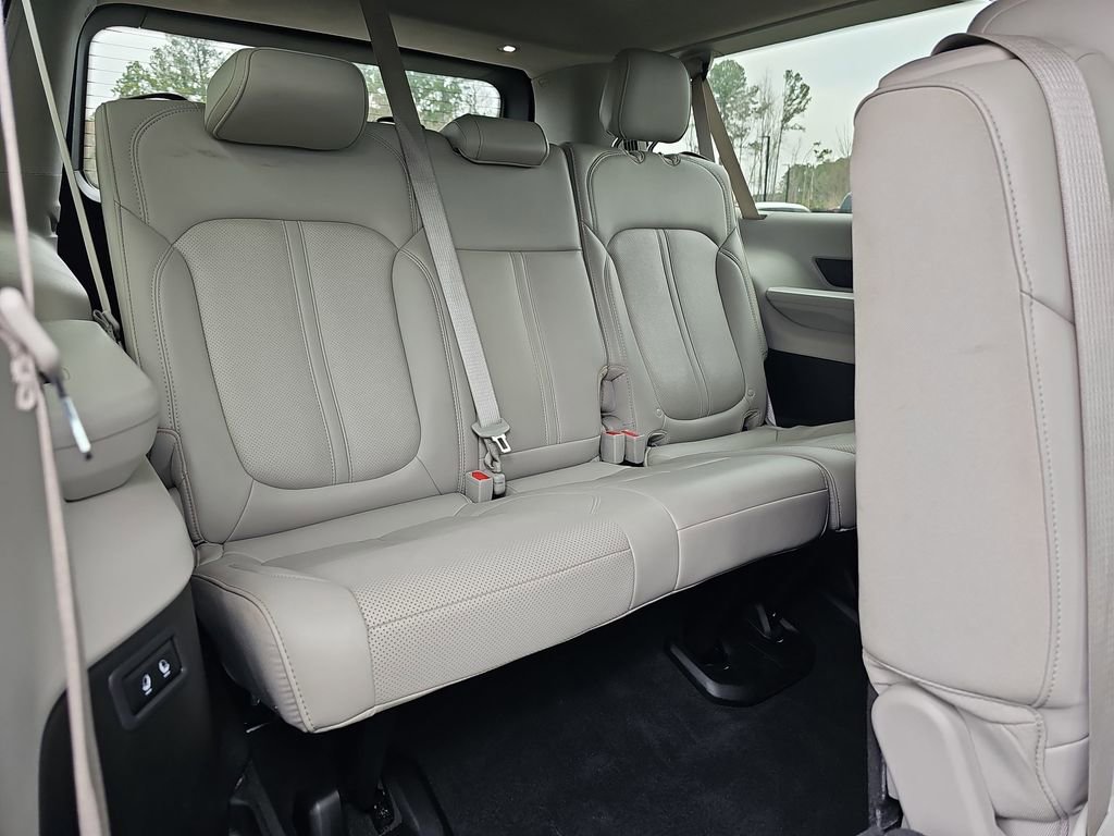 Used 2024 Jeep Wagoneer L Series II image 15