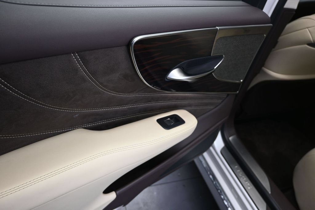Used 2018 Lexus LS 500 w/ Interior Upgrade Package RWD image 15