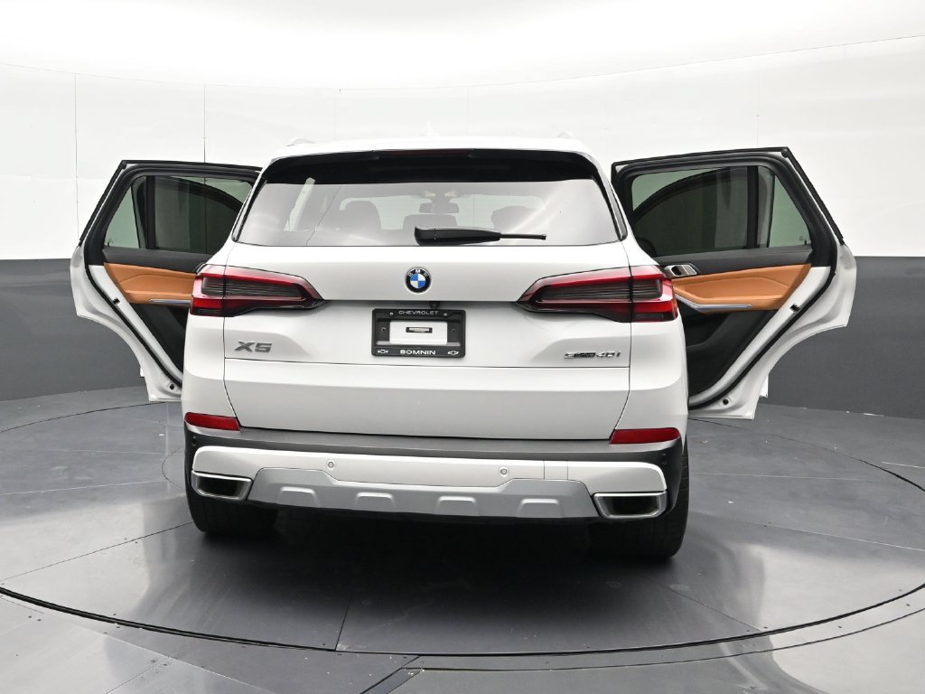 Used 2023 BMW X5 sDrive40i w/ Parking Assistance Package RWD image 34