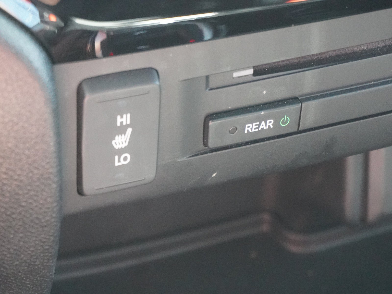 Used 2018 Honda Pilot Touring image 27
