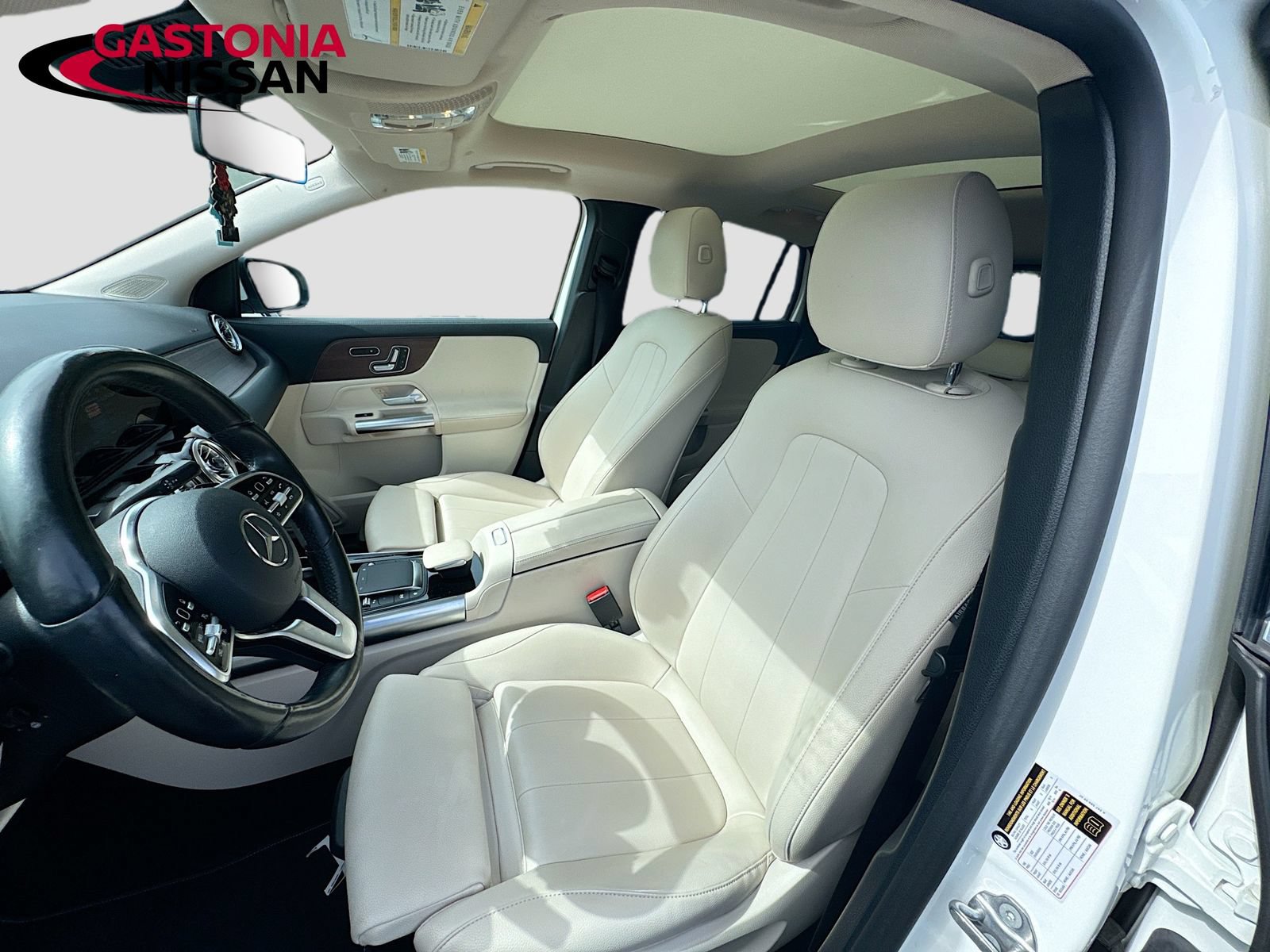 Used 2022 Mercedes-Benz GLA 250 w/ Premium Package Lite image 27