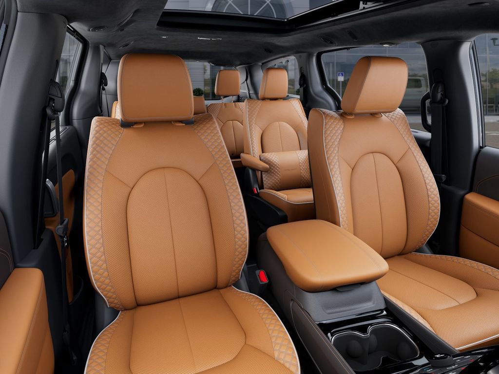 New 2026 Chrysler Pacifica Pinnacle image 17