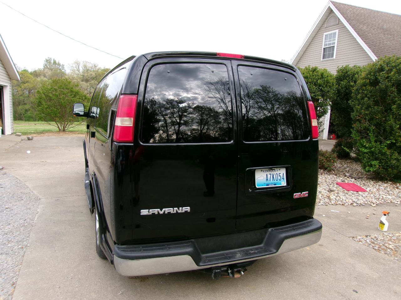 Used 2008 GMC Savana 1500 w/ Preferred Equipment Group RWD image 26