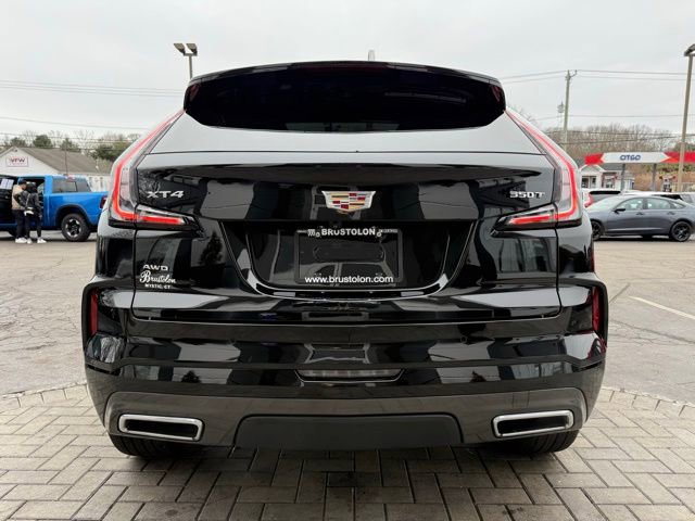 Used 2024 Cadillac XT4 Sport image 10
