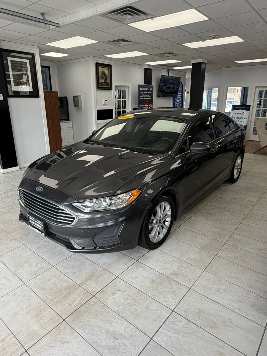 Used 2020 Ford Fusion SE