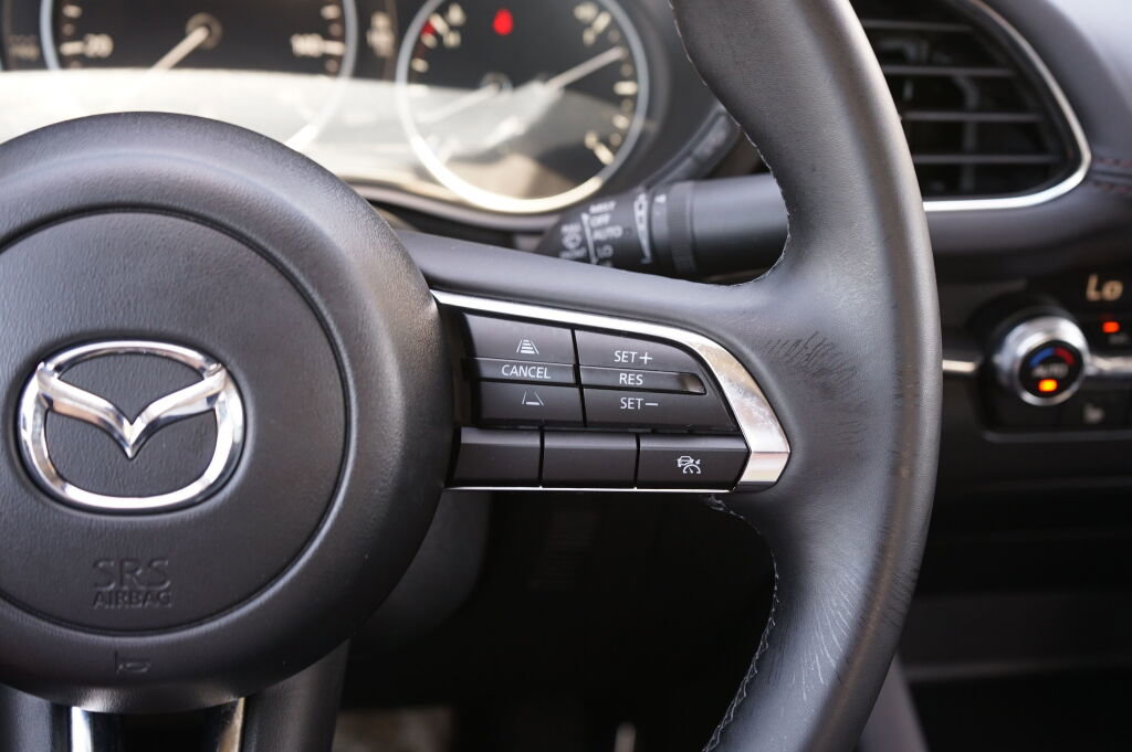 Used 2025 MAZDA MAZDA3 s FWD image 30