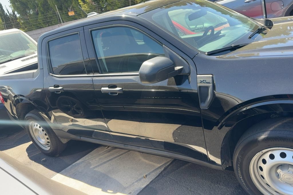 Used 2025 Ford Maverick XL w/ Equipment Group 101A AWD/4WD image 4