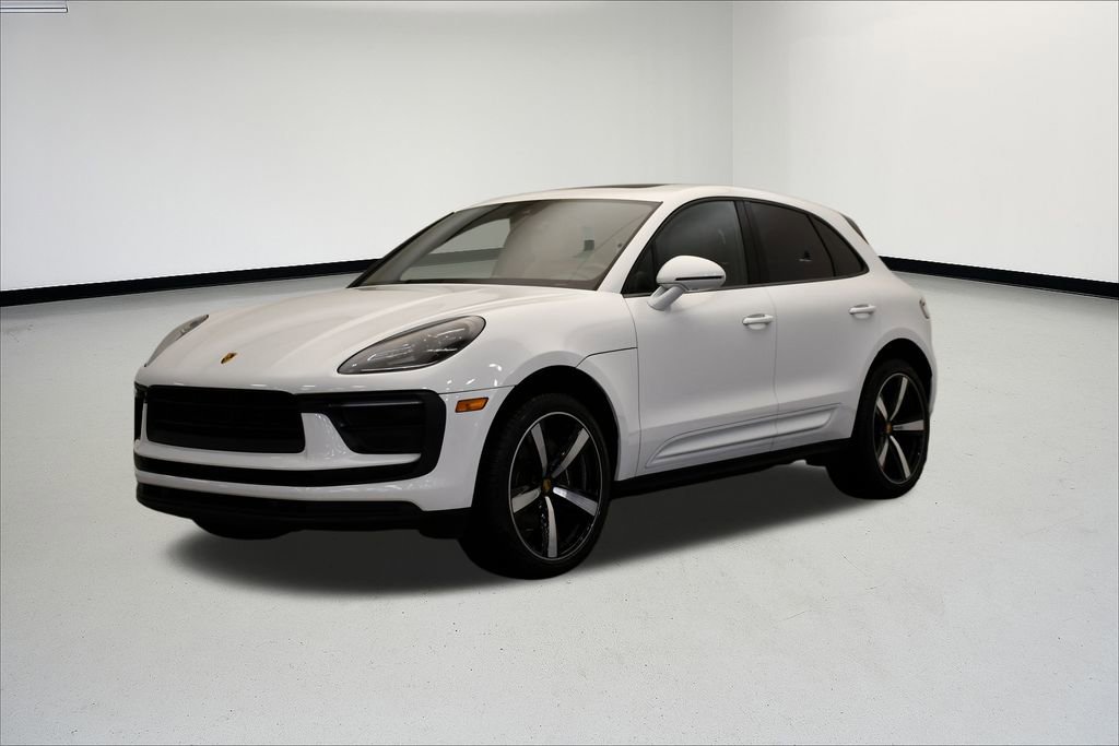 Used 2022 Porsche Macan image 1