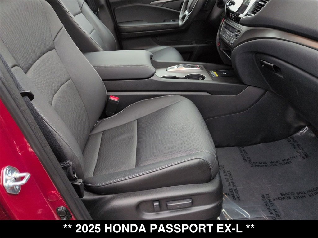 Used 2025 Honda Passport EX-L image 28