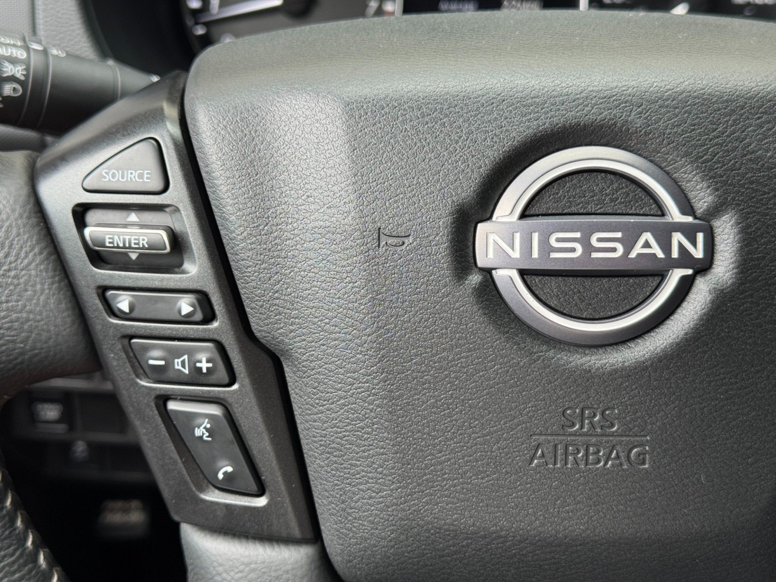 Used 2022 Nissan Frontier SV RWD image 19