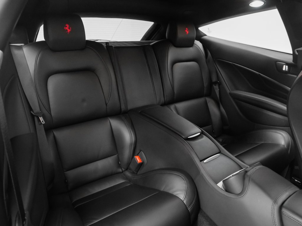 Certified 2015 Ferrari FF image 27