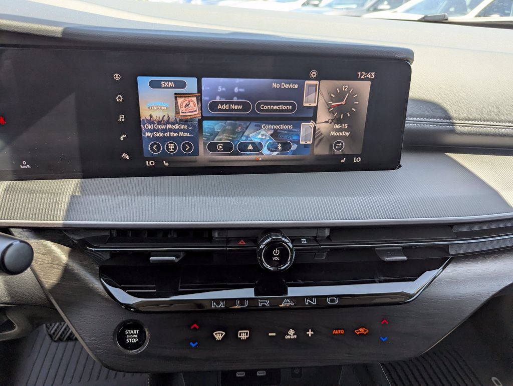 Used 2025 Nissan Murano SV FWD image 19