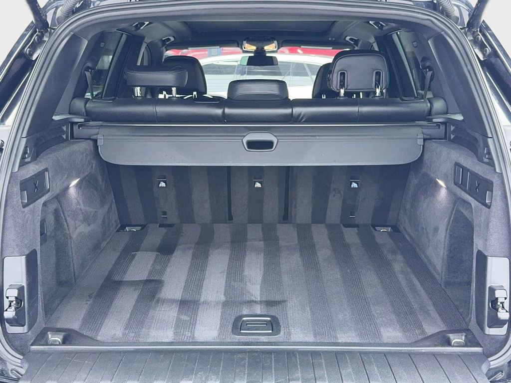 Used 2022 BMW X5 M50i AWD/4WD image 12