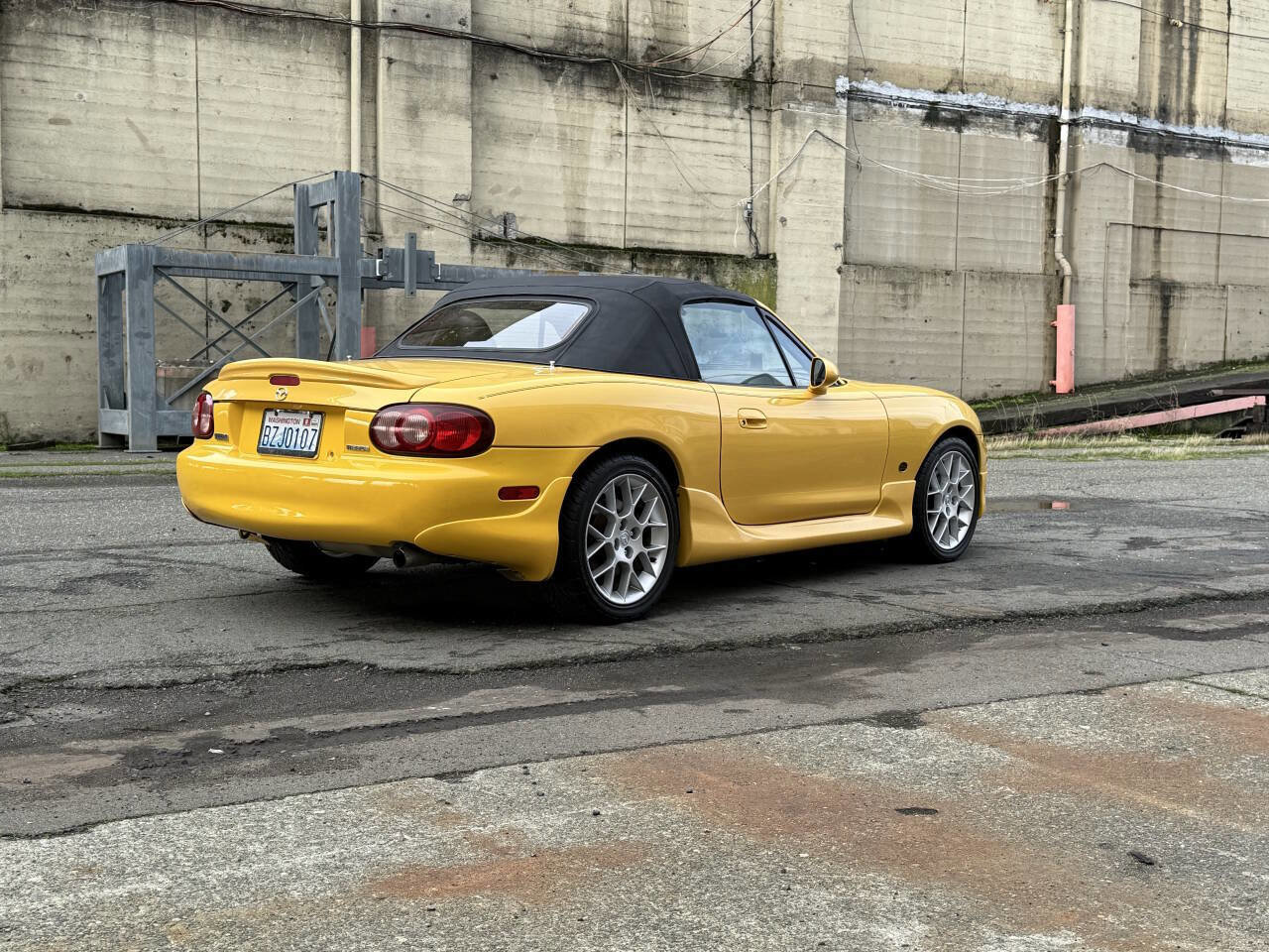 Used 2002 MAZDA MX-5 Miata SE image 14