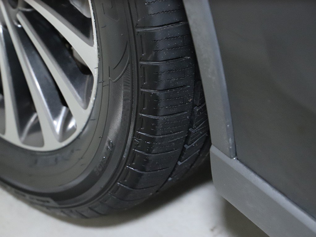Used 2023 Lincoln Aviator AWD w/ Premium Package image 39