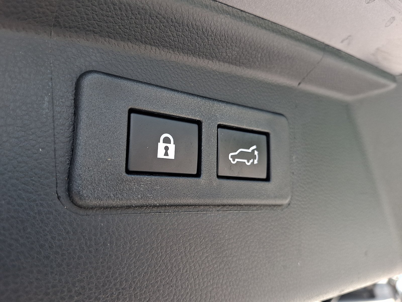 Certified 2024 Subaru Outback Touring XT AWD/4WD image 28