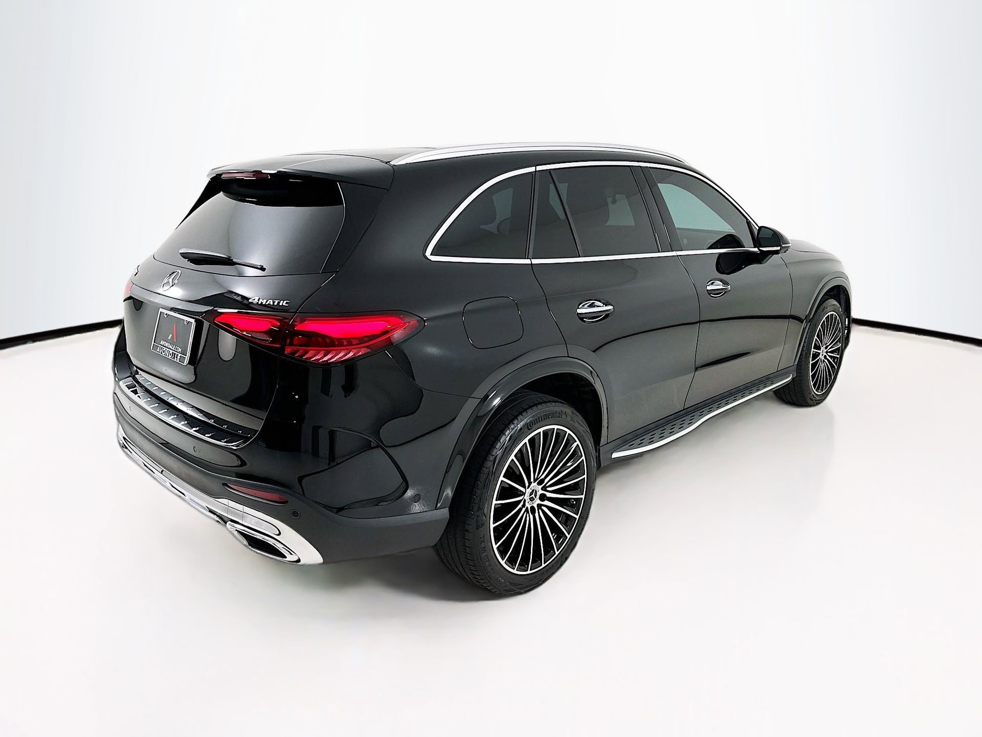 Used 2024 Mercedes-Benz GLC 300 4MATIC image 8