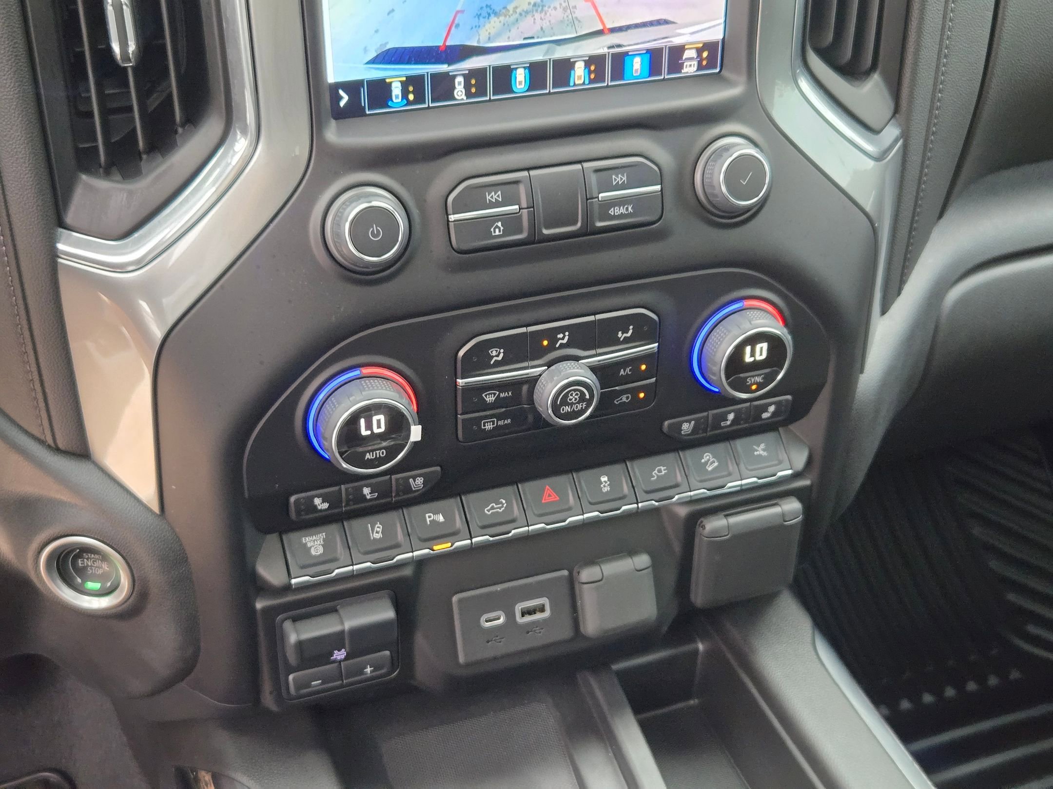 Certified 2022 Chevrolet Silverado 2500 LTZ w/ LTZ Plus Package image 20