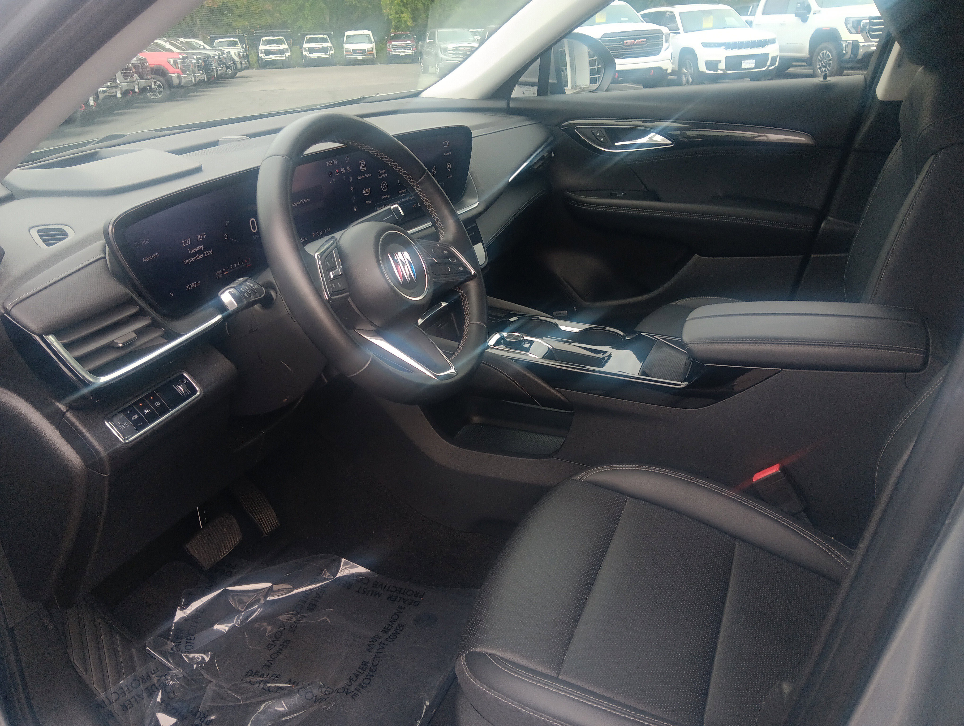 Used 2024 Buick Envision Preferred image 13