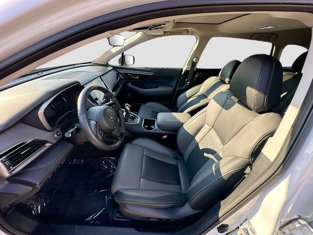 Used 2024 Subaru Outback Onyx Edition AWD/4WD image 21