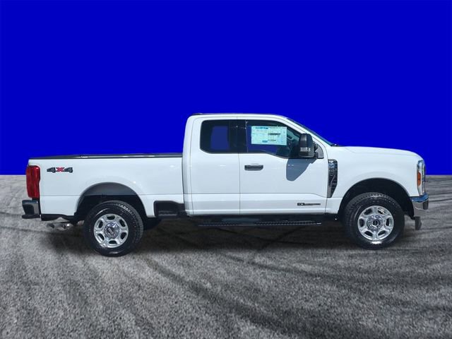 New 2026 Ford F250 XLT image 3
