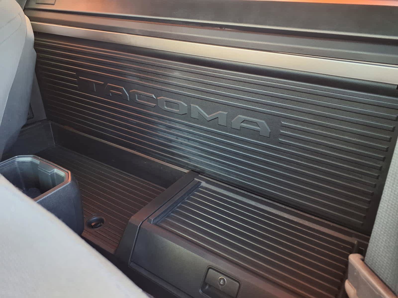 Used 2025 Toyota Tacoma SR RWD image 9
