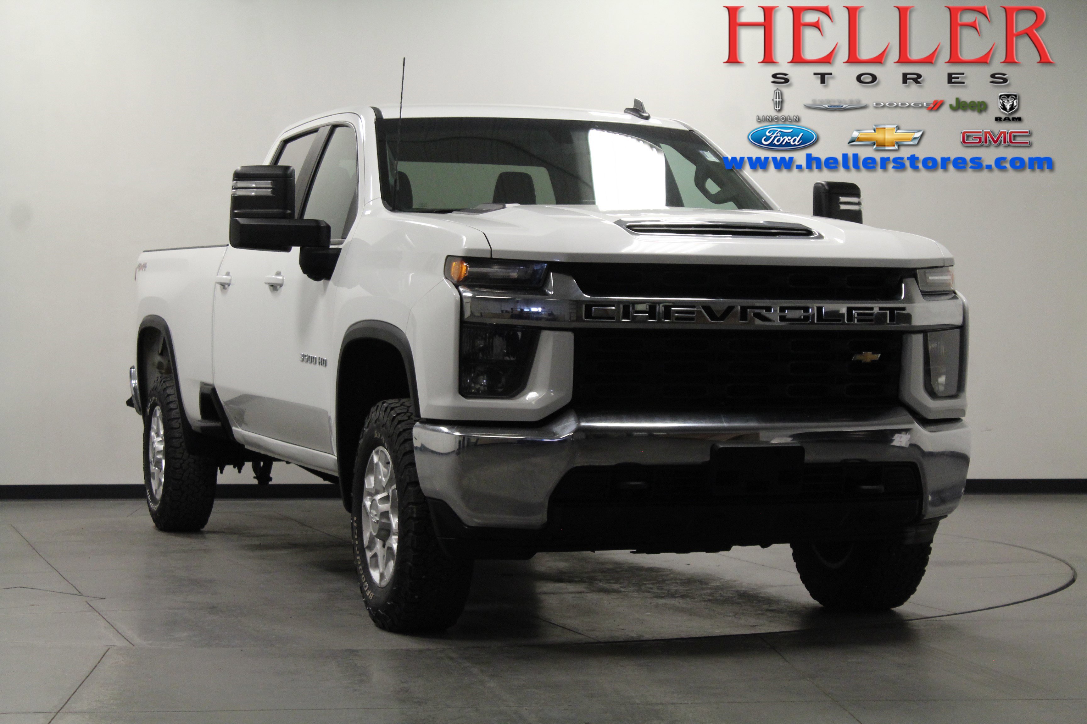 Used 2021 Chevrolet Silverado 3500 LT AWD/4WD image 1