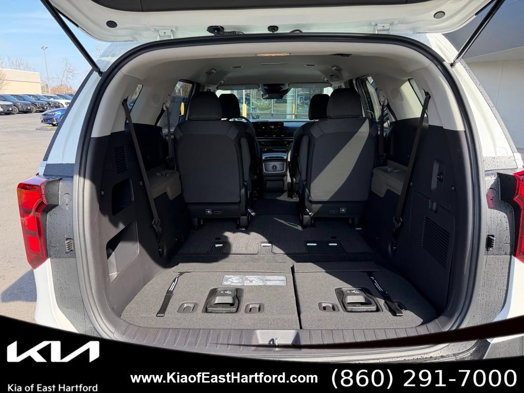 New 2026 Kia Carnival LX FWD image 17