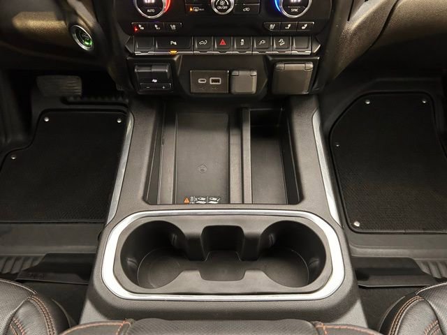 Used 2023 GMC Sierra 3500 AT4 w/ AT4 Preferred Package AWD/4WD image 22