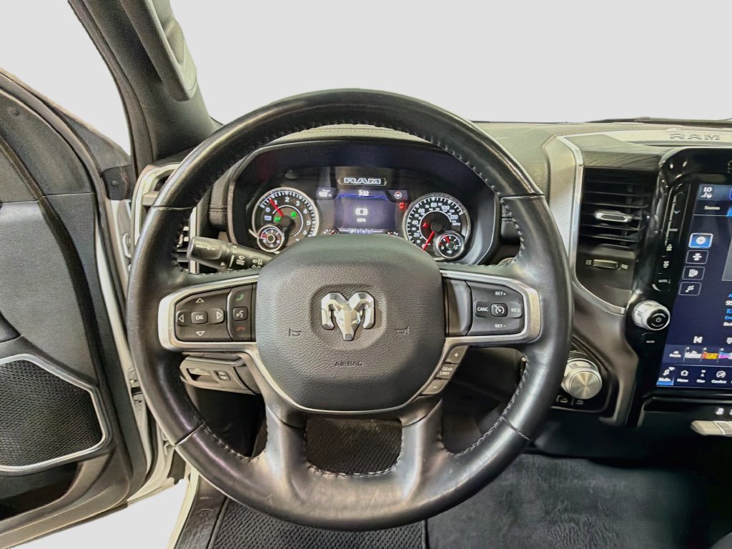 Used 2023 RAM 1500 Laramie AWD/4WD image 13