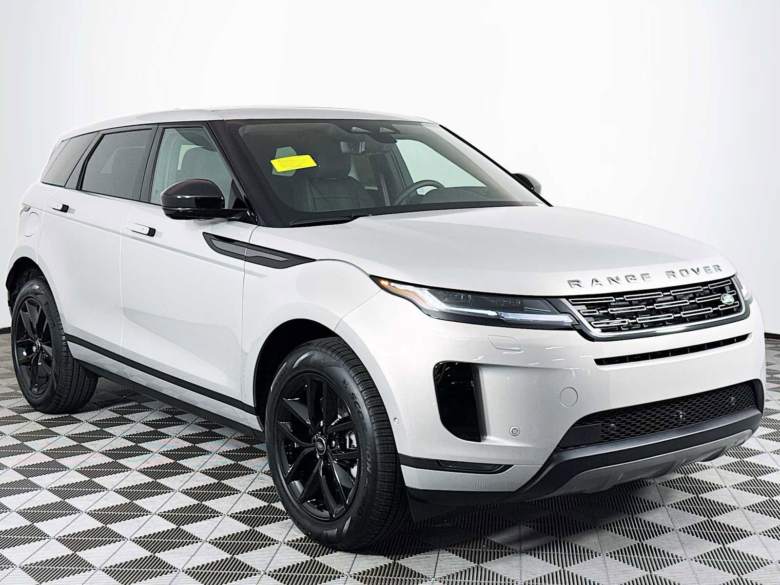 New 2026 Land Rover Range Rover Evoque S image 3