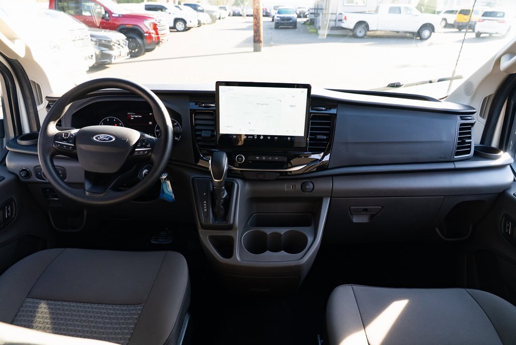 Used 2023 Ford Transit 350 XLT image 8
