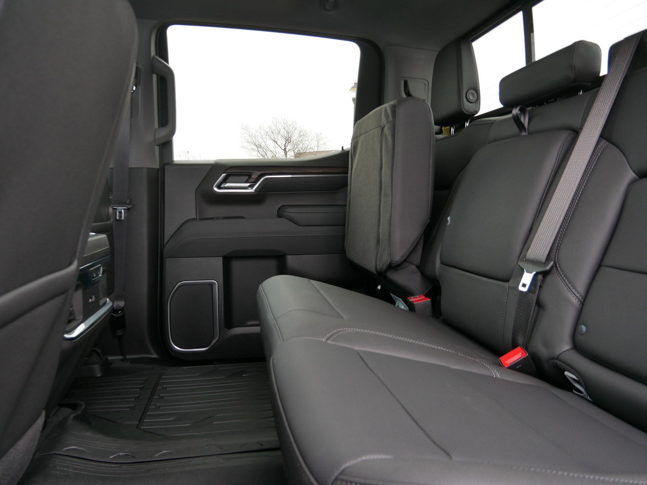 New 2026 GMC Sierra 1500 SLT w/ SLT Premium Plus Package AWD/4WD image 6