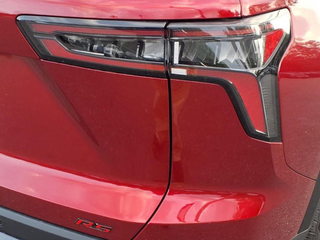 New 2027 Chevrolet Equinox RS AWD/4WD image 9
